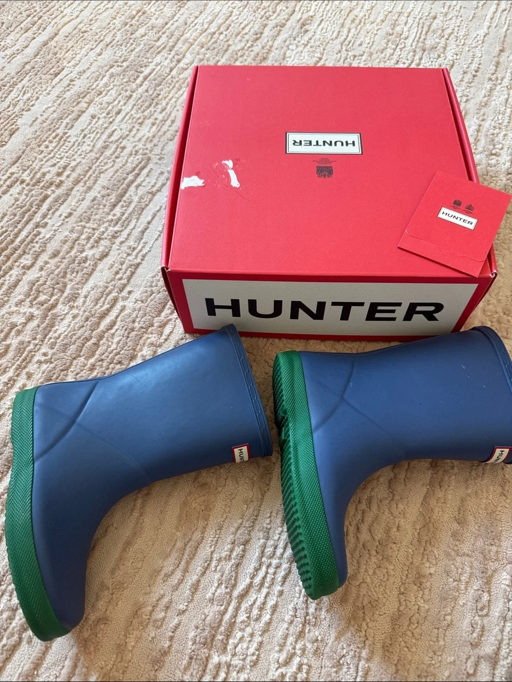 LIKE NEW Hunter Kids Blue Rain Boots with Green Soles Size 12 & Original Box
